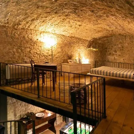 Casa Aldobrandesca *